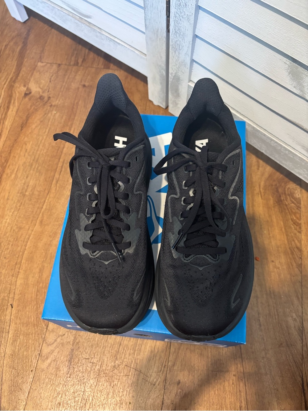 Women’s HOKA CLIFTON 10